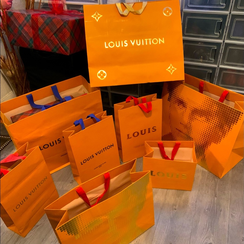 Louis Vuitton shopping bags 2022